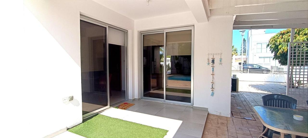Colonial Villa 32 Pervolia Exterior foto