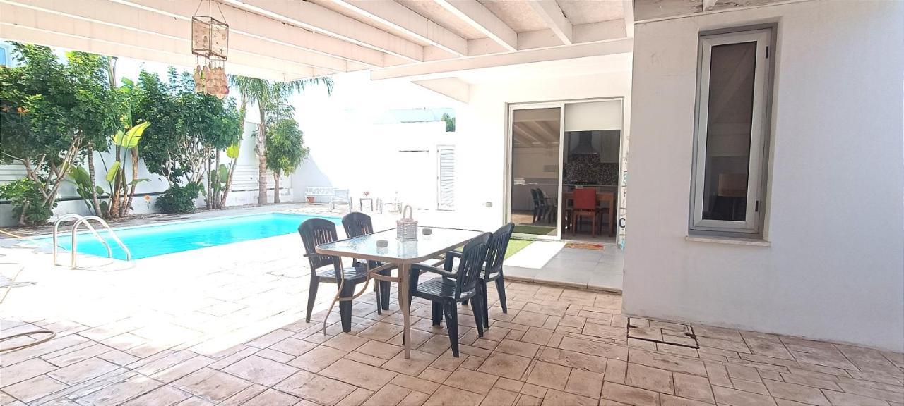 Colonial Villa 32 Pervolia Exterior foto