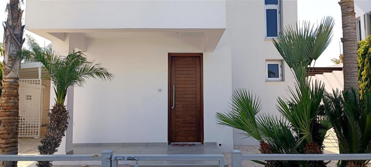 Colonial Villa 32 Pervolia Exterior foto